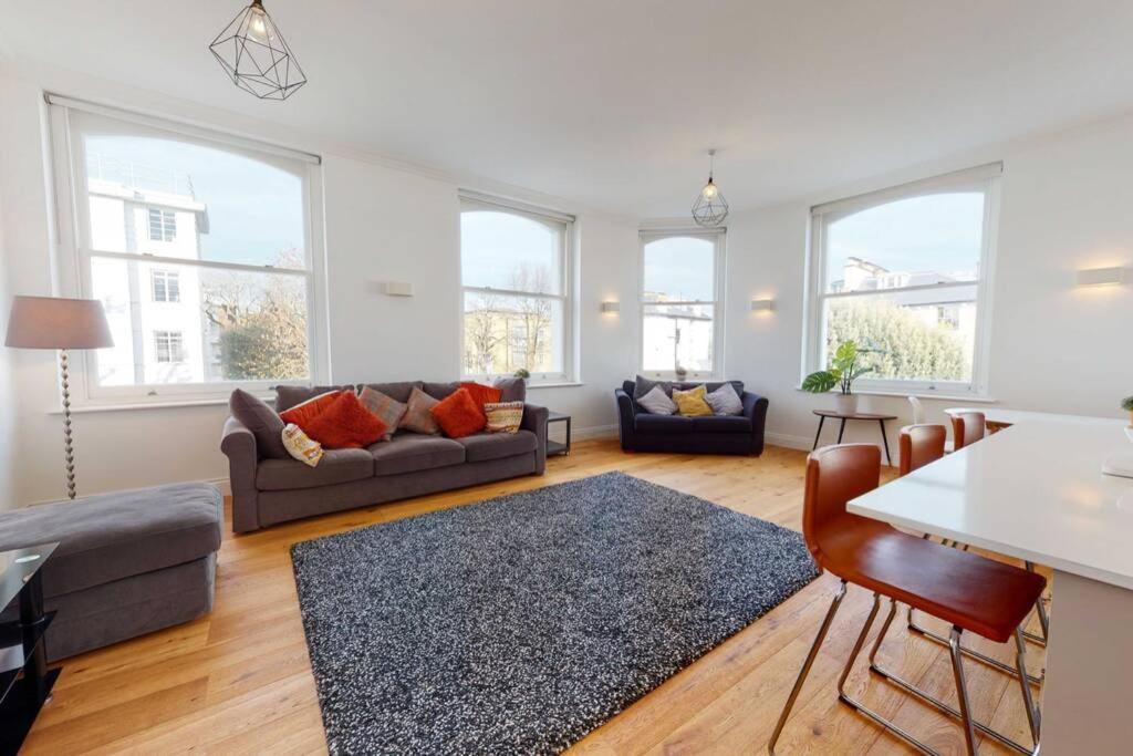 Superb 2 Bed Flat Camden 5 Min Walktube Station Lejlighed