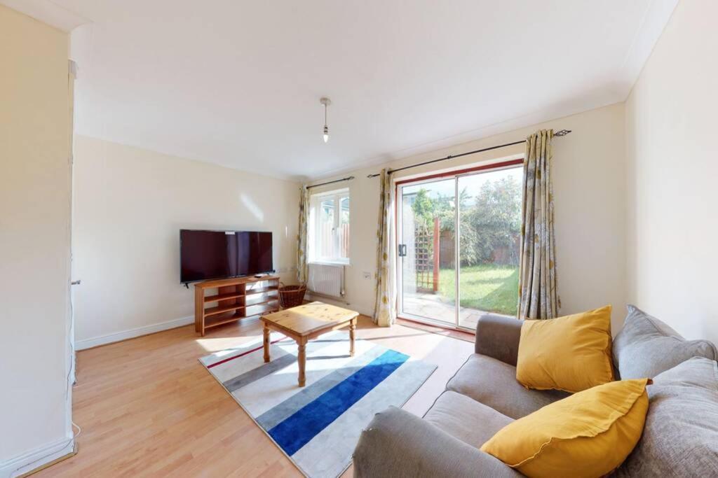 Lejlighed Super 2 Bed House Wprivateparking&privategarden