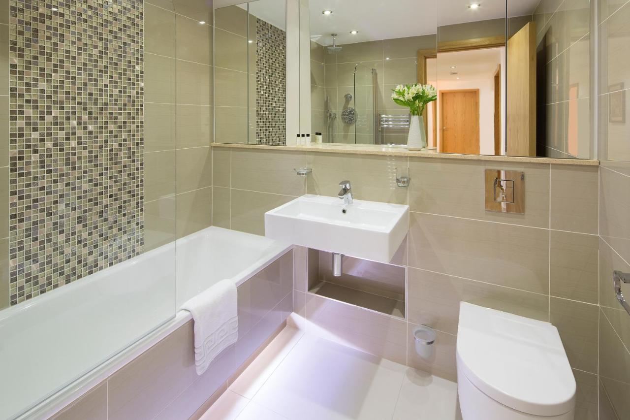 Cambric By Aeria * London