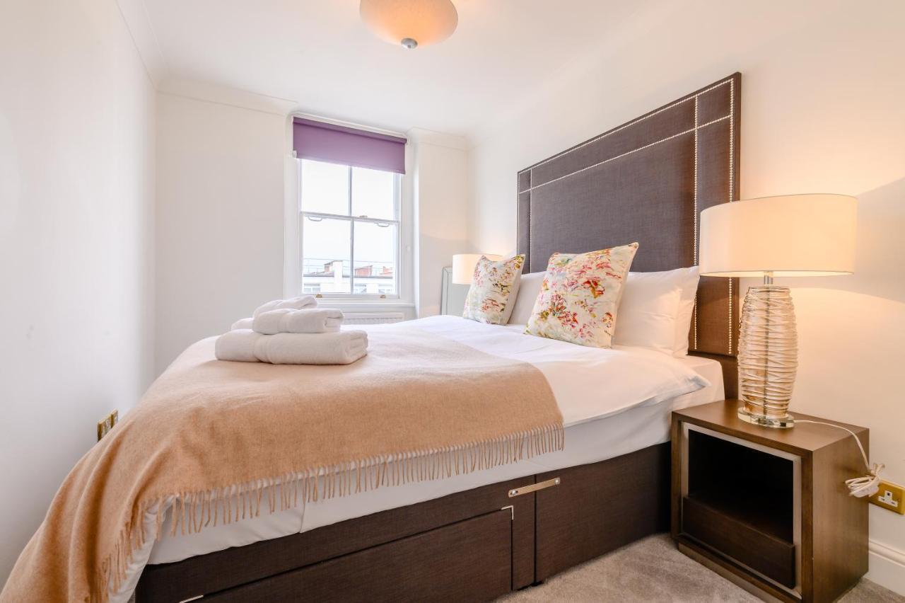 Somerset Court Kensington Apartment *