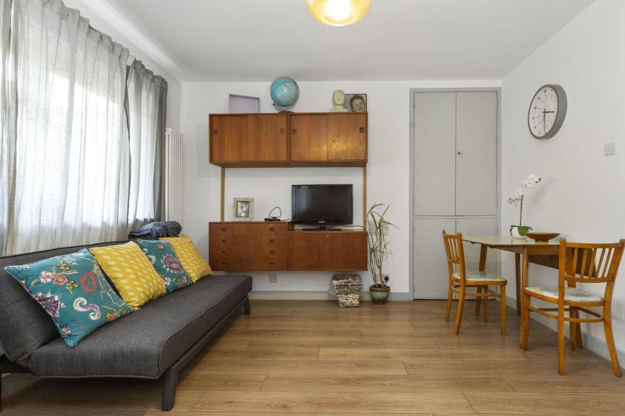 Stylish 1br Next To Tower Bridge Leilighet London