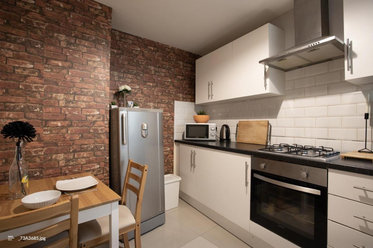 Appartamento 2 Bedroom Roof Terrace With Sauna Jakuzzi And Outdoor Cinema