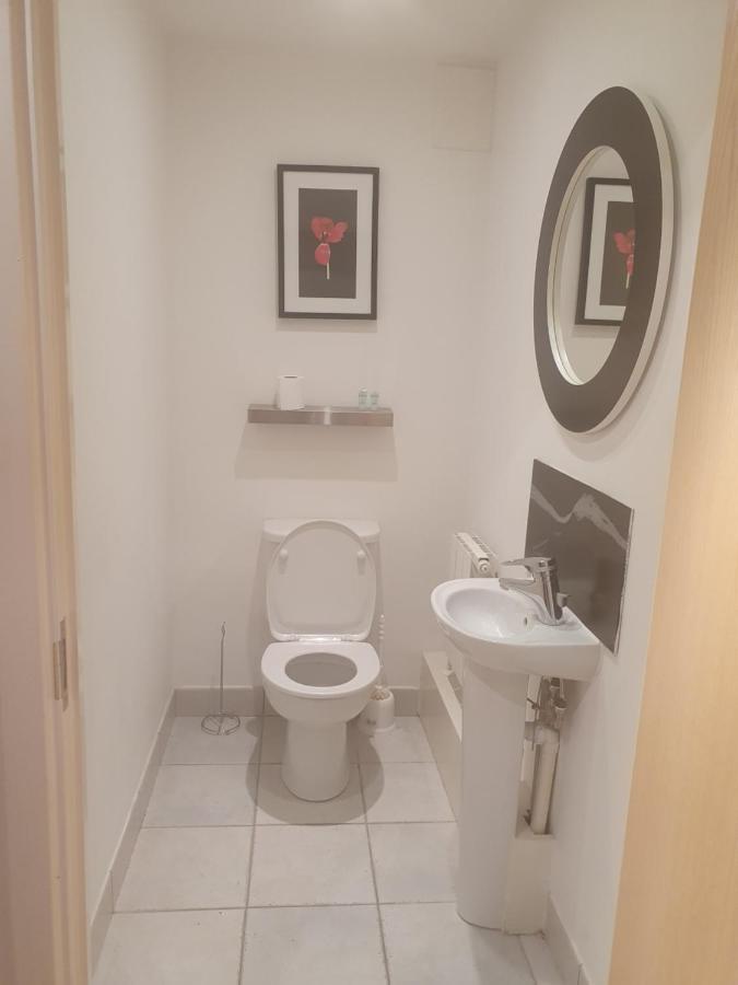 Canary Wharf, E14 9ne Leilighet *