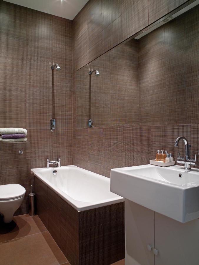 Vakantiehuis Stunning 5 Bed House With Private Garden *