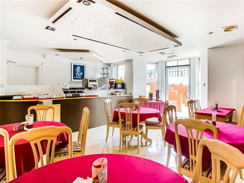 Oyo 3* London