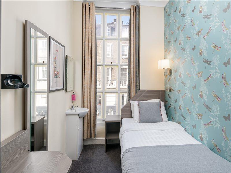 Oyo Bakers Hotel London Victoria Hotel