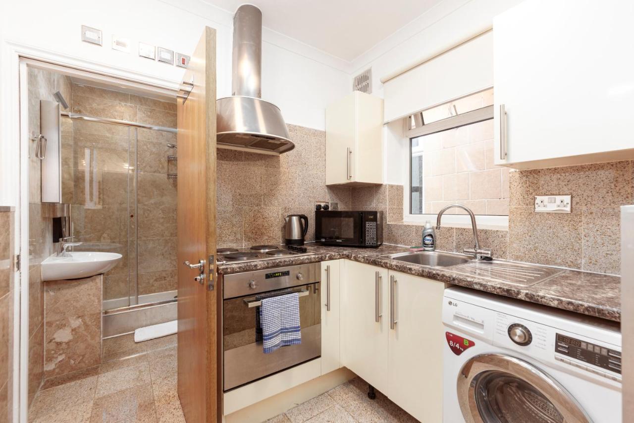 Argyle Aparthotel 3*