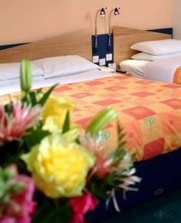 Continental Kensington Hotel 3*