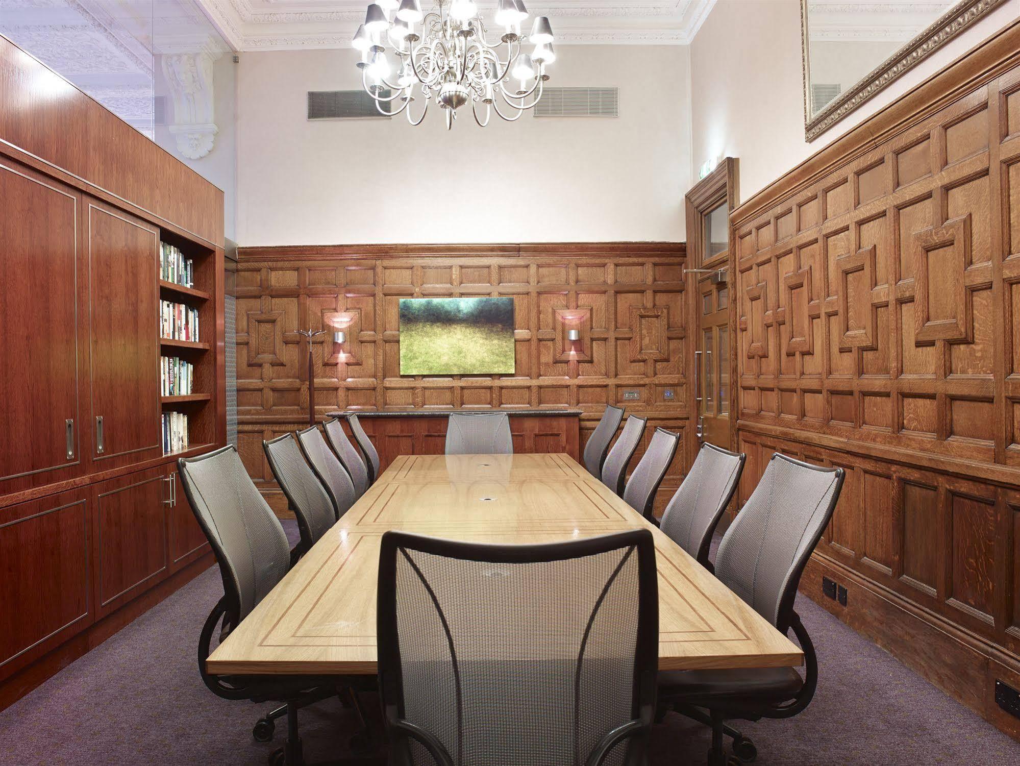 Club Quarters Trafalgar Square, 4* London