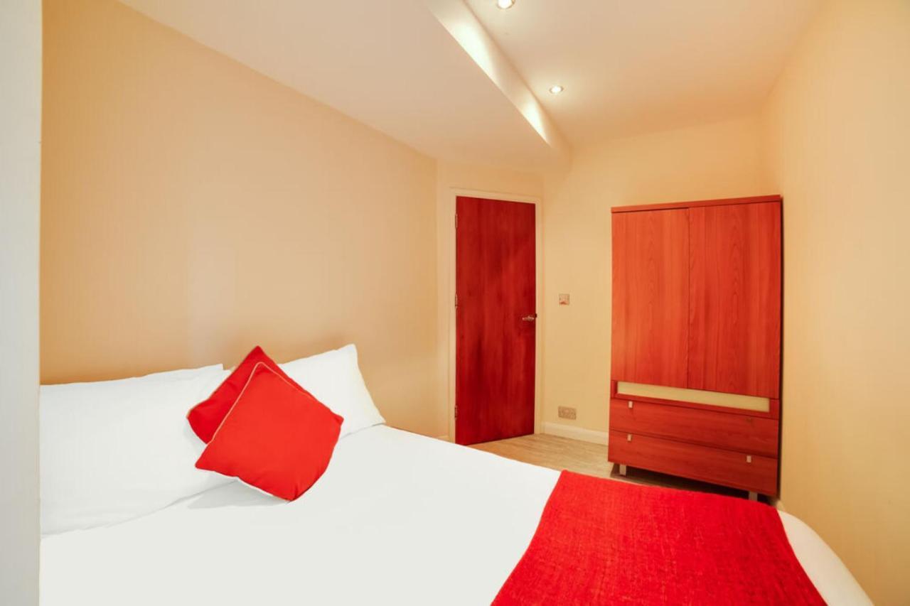 Cosy In With Jacuzzi Hotel London