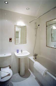 Aparthotel Collingham Serviced London