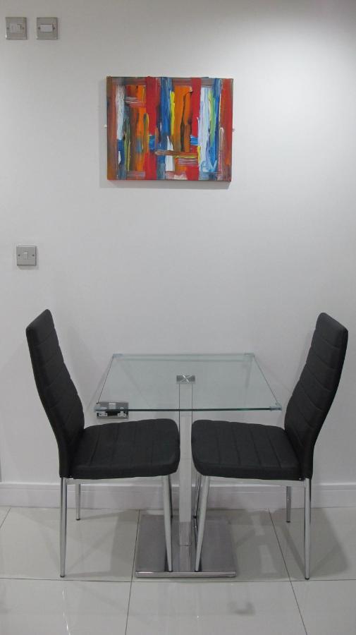 Bloomsbury Apartment *