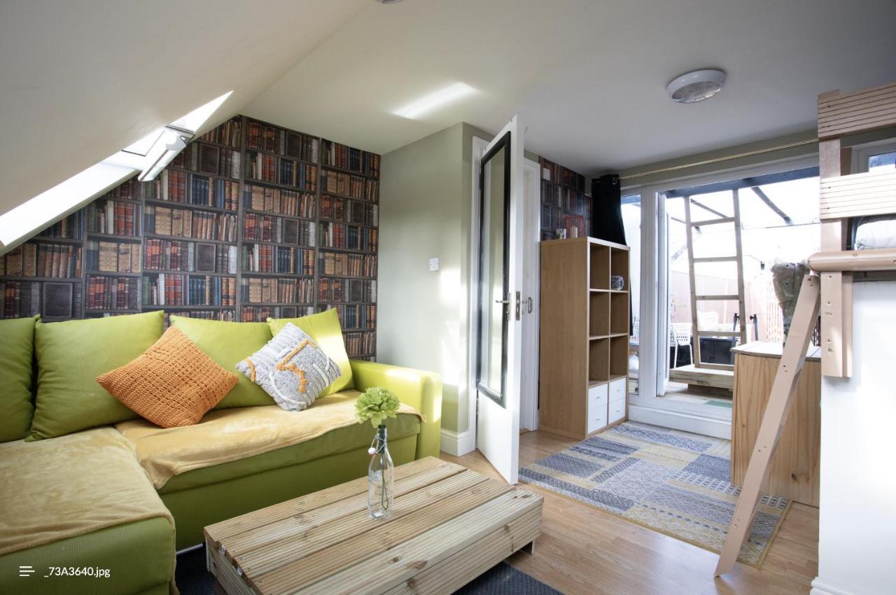 2 Bedroom Roof Terrace With Sauna Jakuzzi And Outdoor Cinema Londra