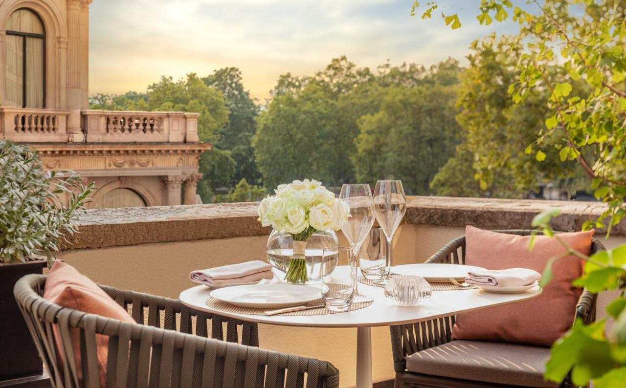 Hotel Four Seasons At Park Lane 5*