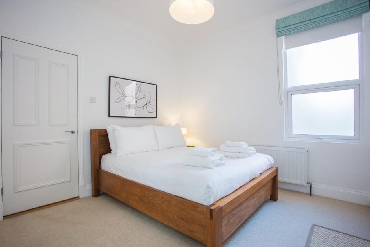 Holiday home Stylish & Modern 3 Bed Flat In Nw With Garden