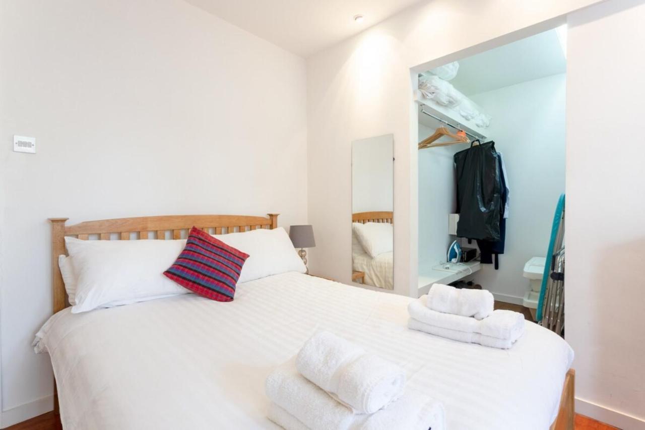 Apartment Fantastic And Bright 1 Bedroom Garden Flat London