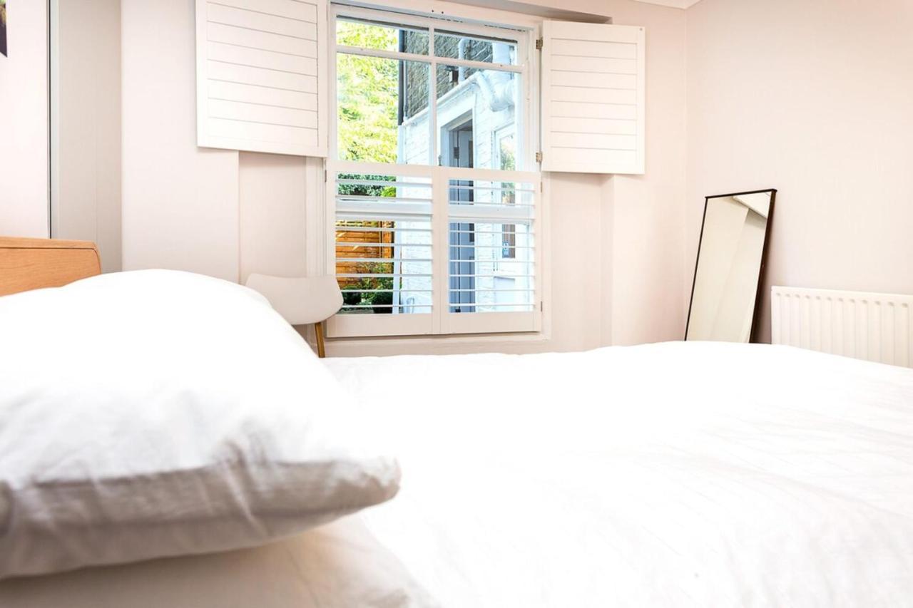 Beautifully Styled Modern With Garden * London