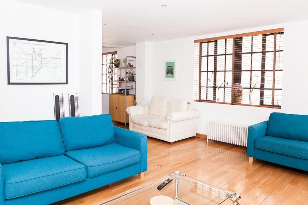 Spectacular 4-bedroom Close To Eye Leilighet London