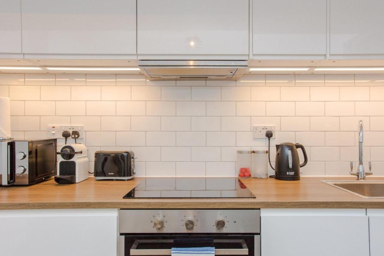 Leilighet Spacious 2 Bedroom Flat For 6 - 10 Mins From Central