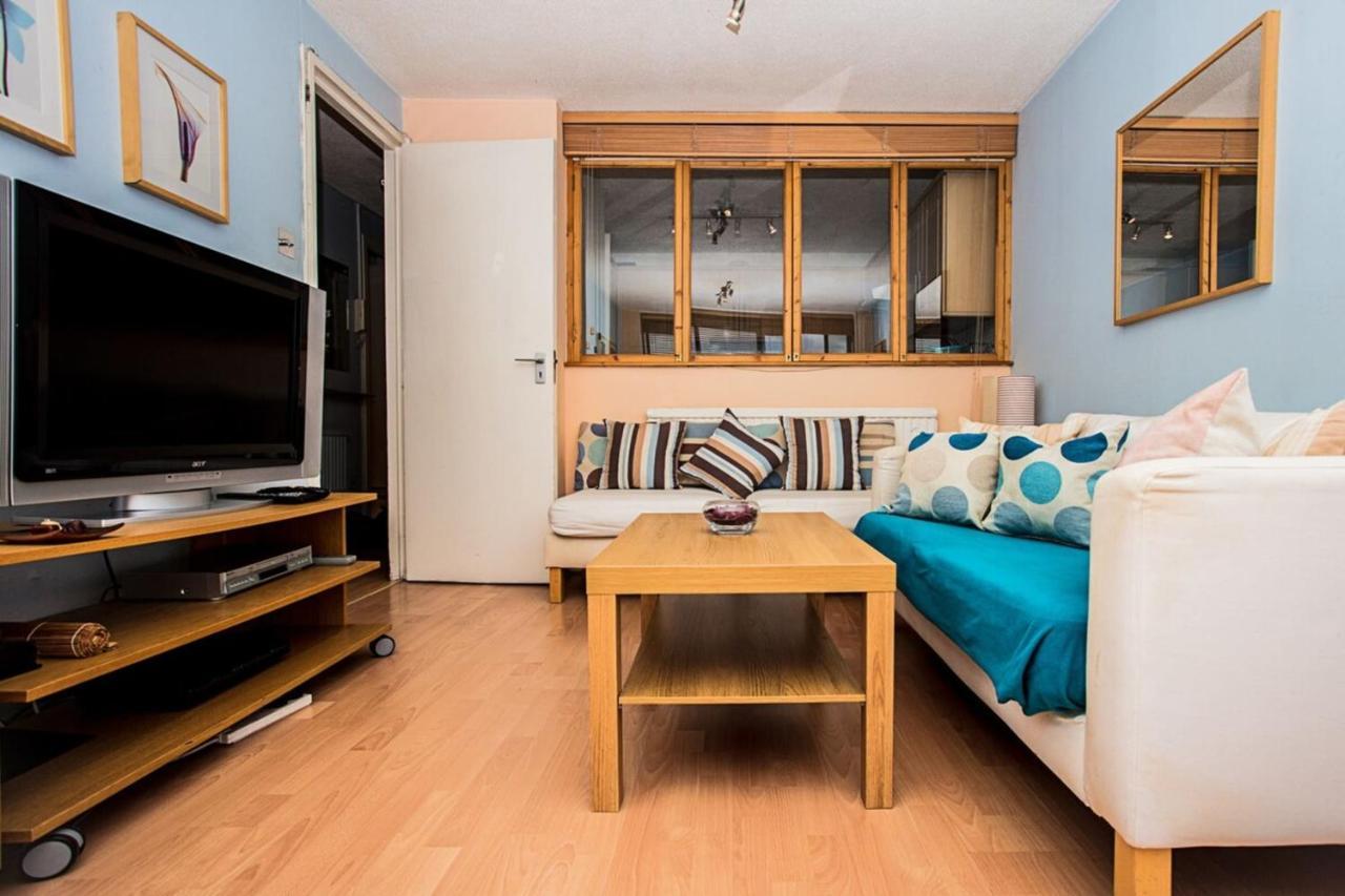 Beautiful Views - 1-bedroom In Chancery Lane Apartment London