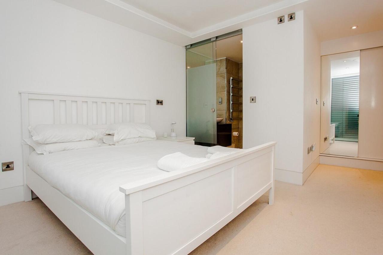 Apartment Beautiful Newly Renovated 2 Bed In Bank *