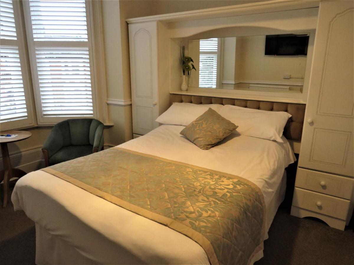 Marple Guest house 3*