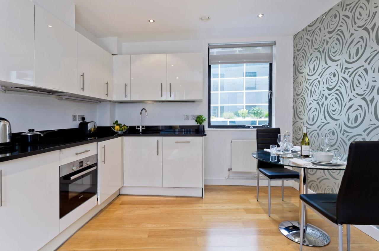 Appartement Red Lion Court By City2stay Londen