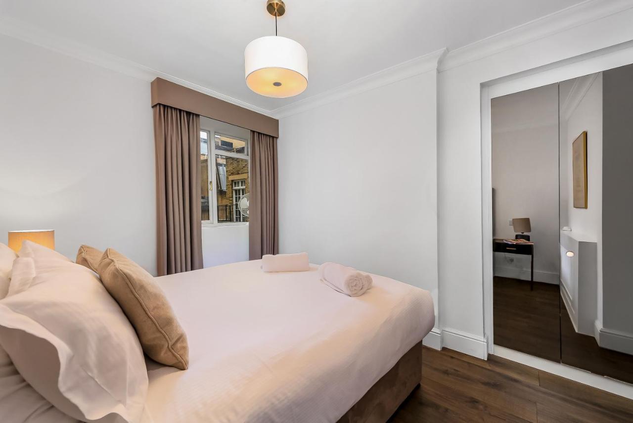 10 Curzon Street By Mansley Londen