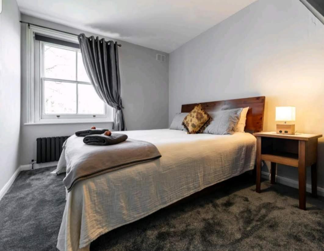 Highgate Maisonette With Roof Terrace Lejlighed London