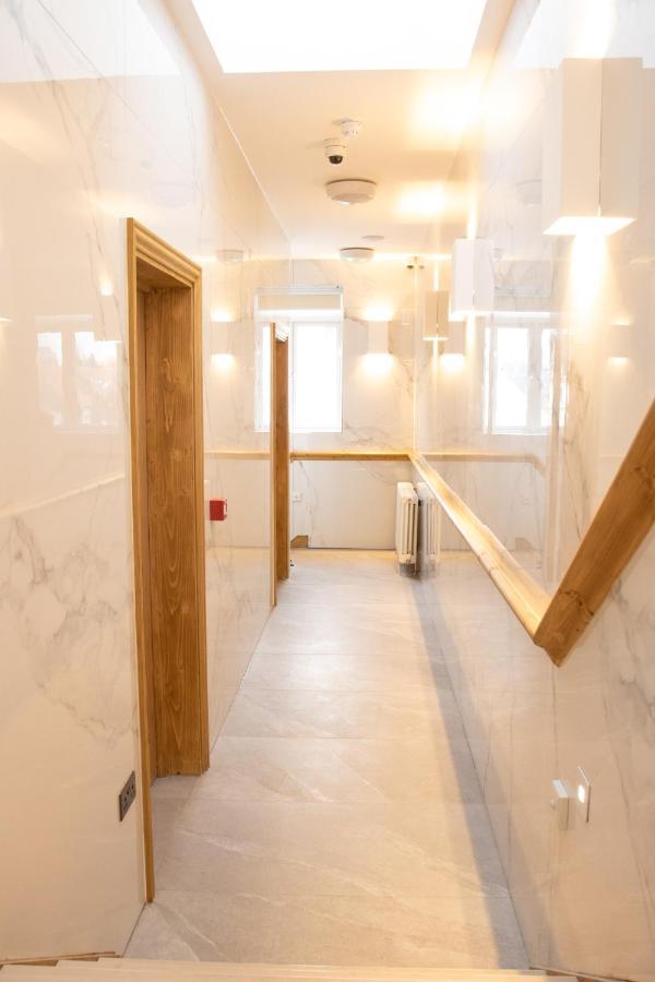 Hotel Burren London