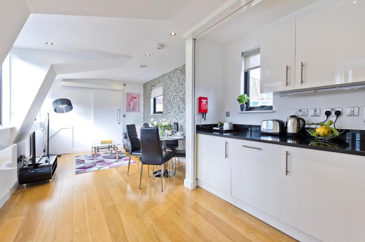 Red Lion Court By City2stay *