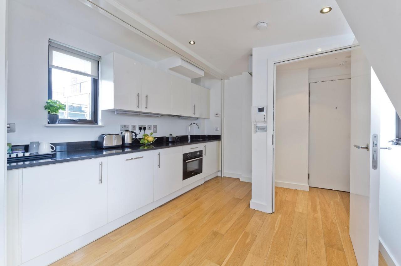 Red Lion Court By City2stay London