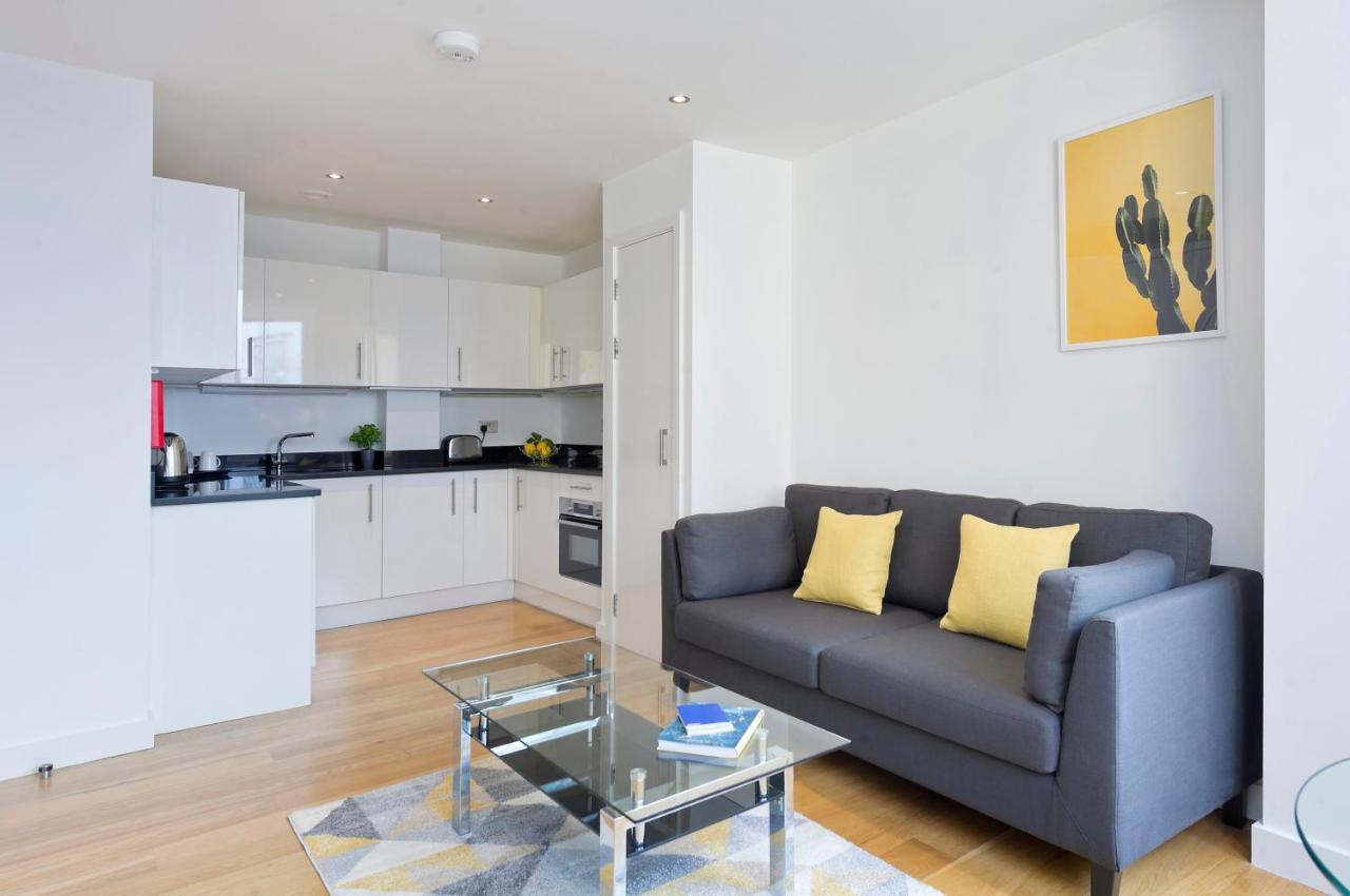 Red Lion Court By City2stay London