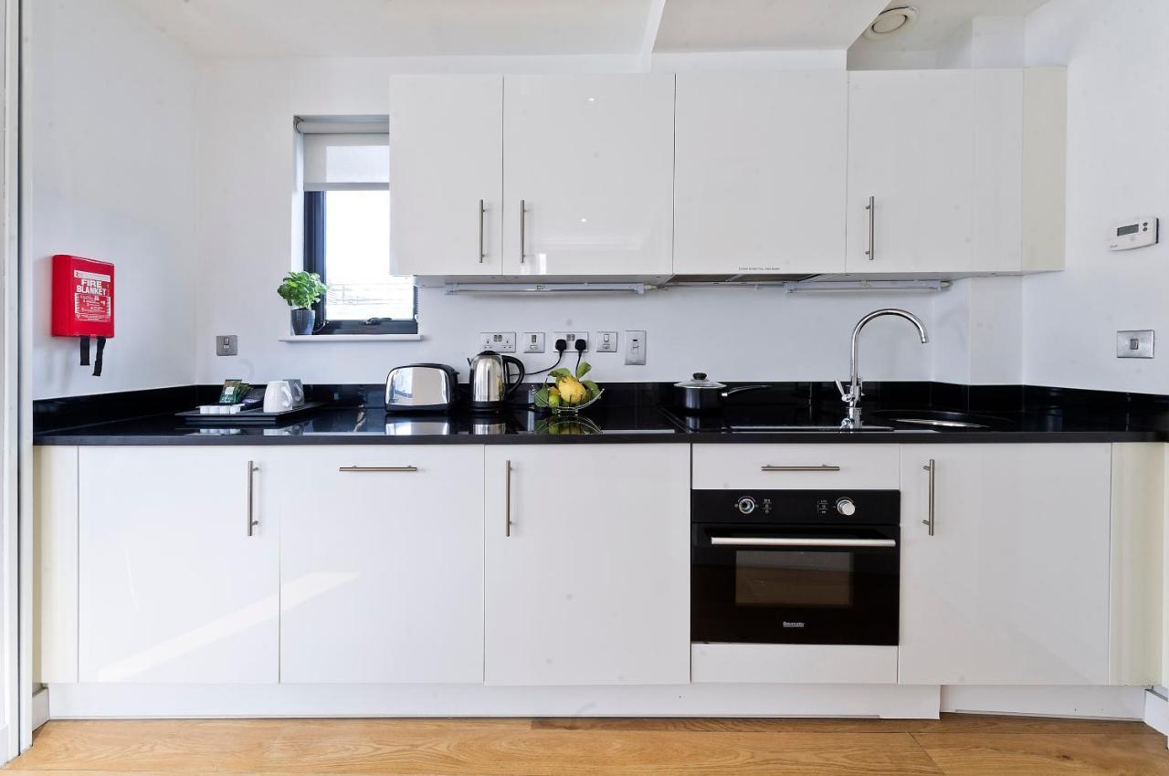 Red Lion Court By City2stay Apartment London