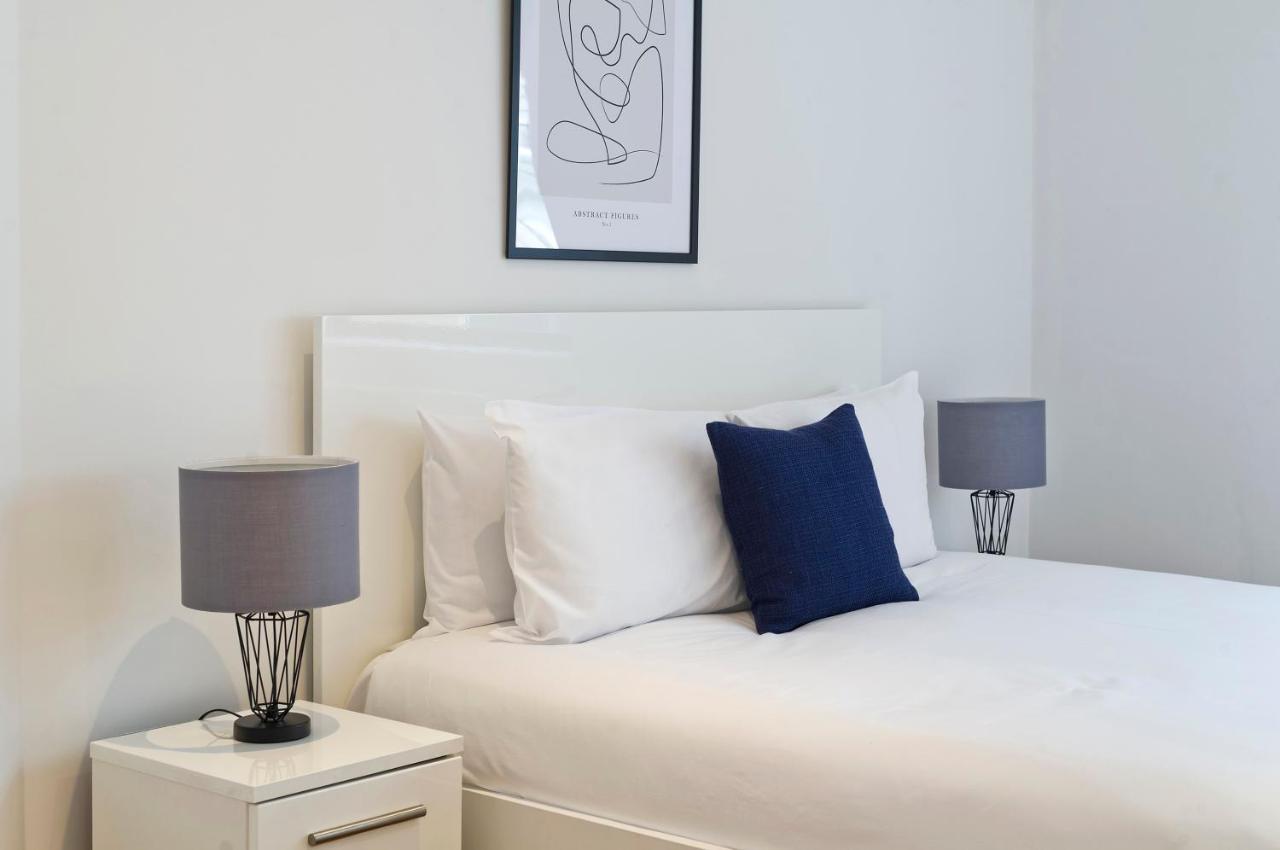 Apartment Red Lion Court By City2stay