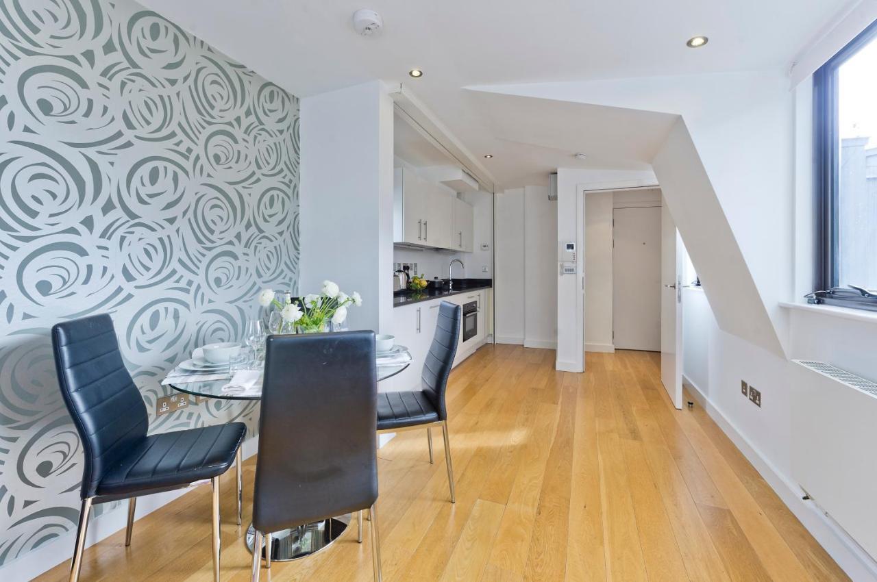 Red Lion Court By City2stay Apartment London