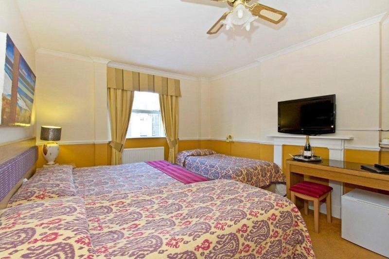 Admiral At Park Avenue London