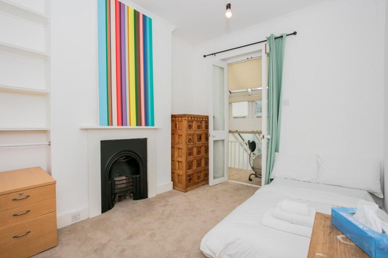 Elegant Victorian 3-bed Near Hammersmith * London