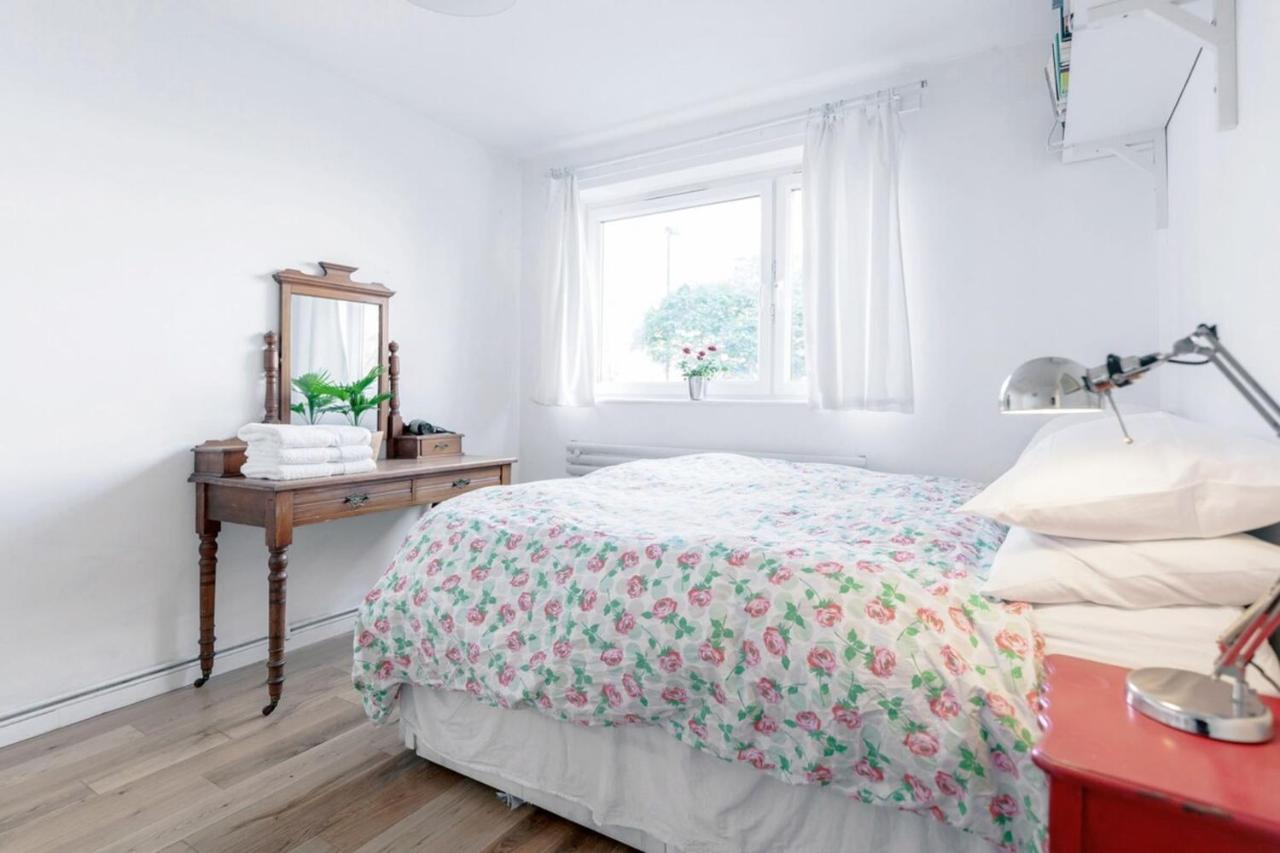 Modern 3 Bedroom In Brixton Appartement *