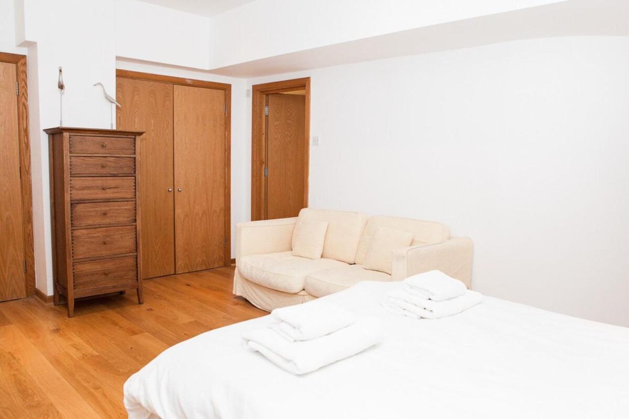 Leilighet Spectacular 4-bedroom Close To Eye