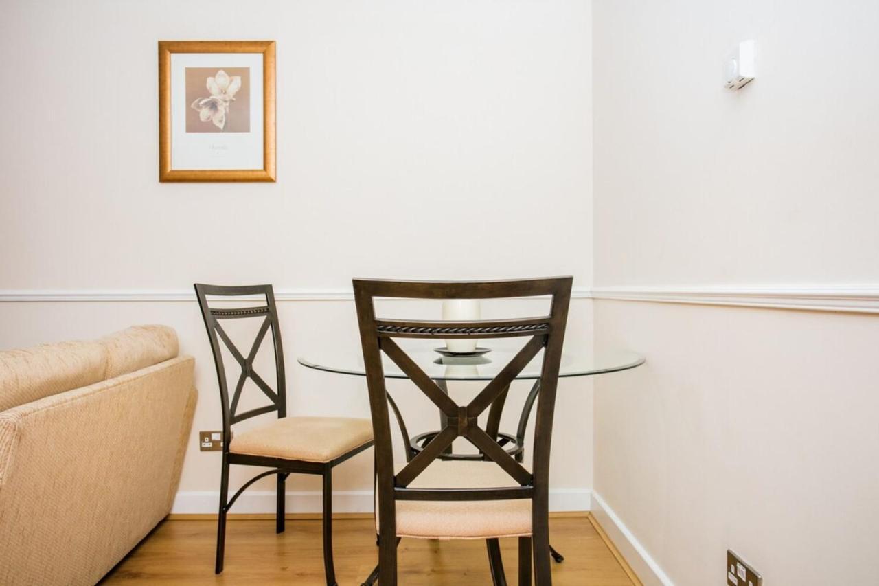 1 Bedroom On The Riverbank Near St Paul's Appartement Londres