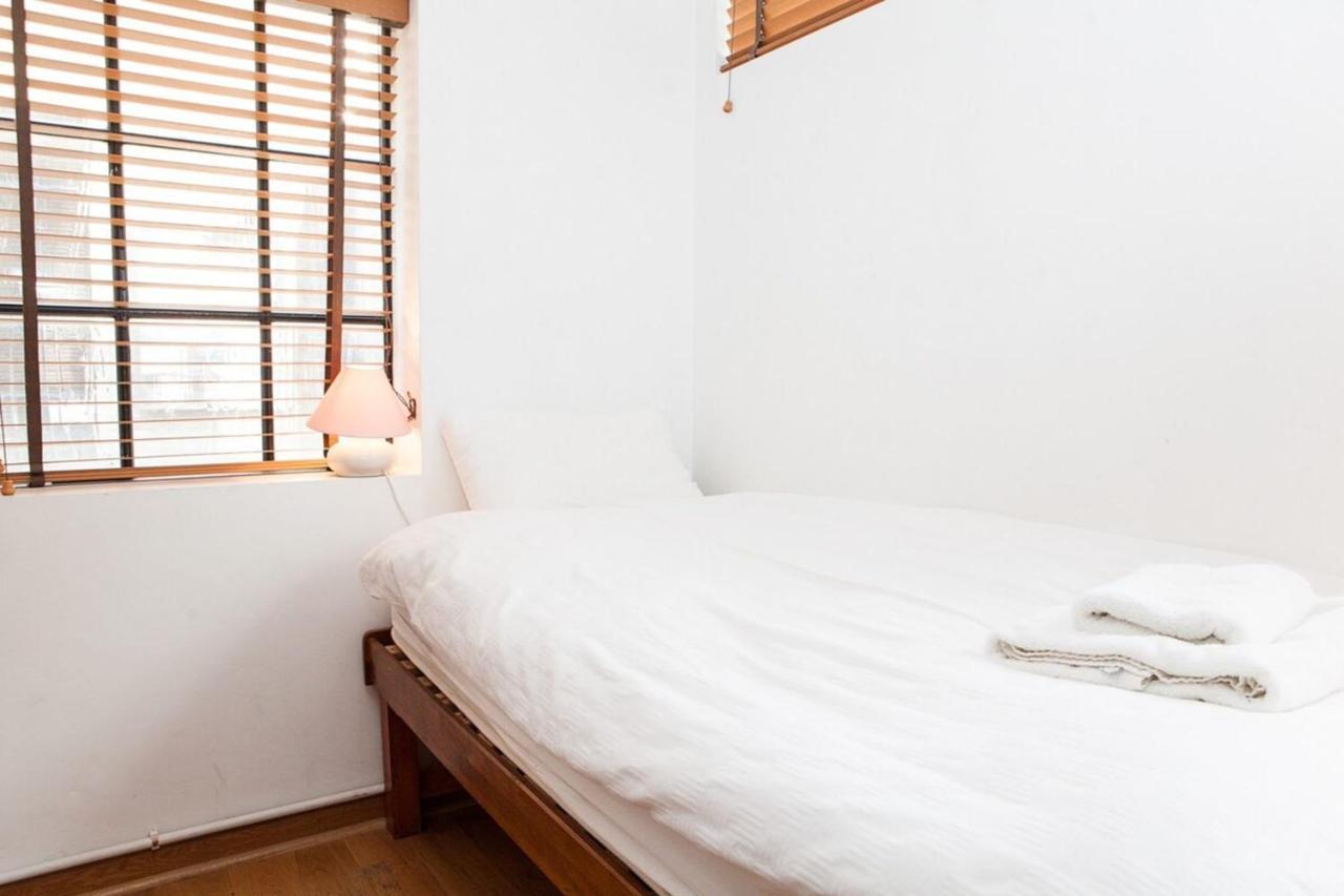 Leilighet Spectacular 4-bedroom Close To Eye London