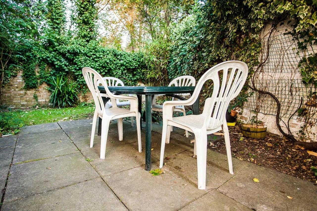 Apartment Charming Peaceful 2 Bedroom With Parking And Garden *