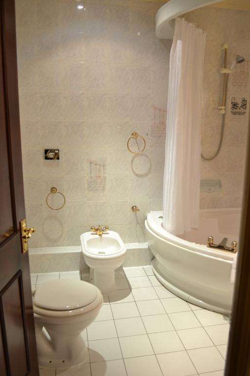 Hotell The Westland 3*