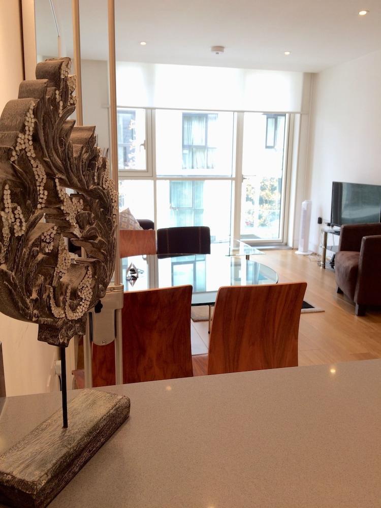 Apartment Tower Hill Serviced London