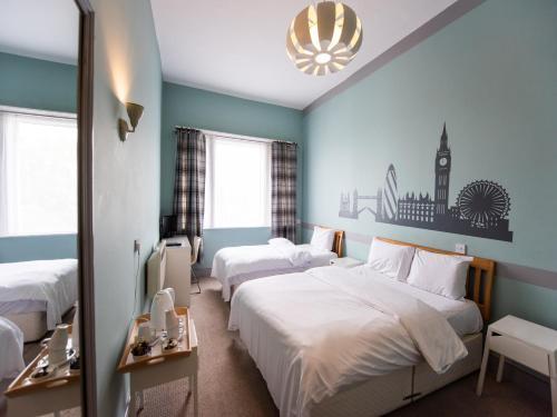 Oyo The Man Pub And Hotel London