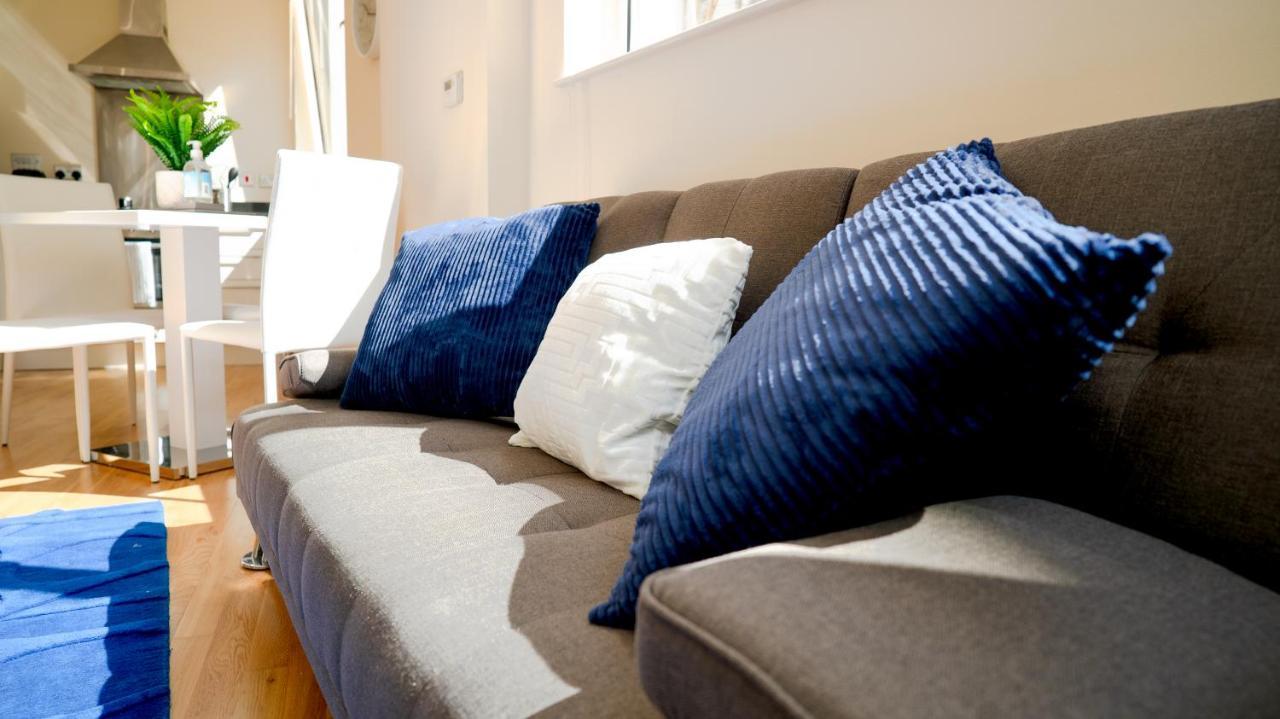 Apartment Comfy Spacious In Canary Wharf *