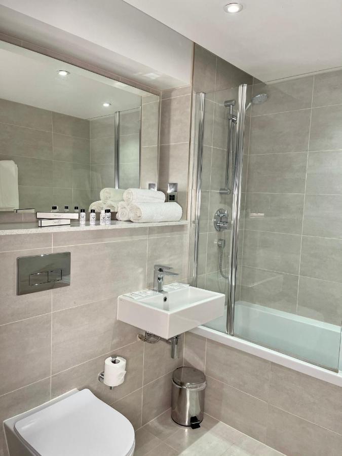 Aparthotel Axiom Park 4*