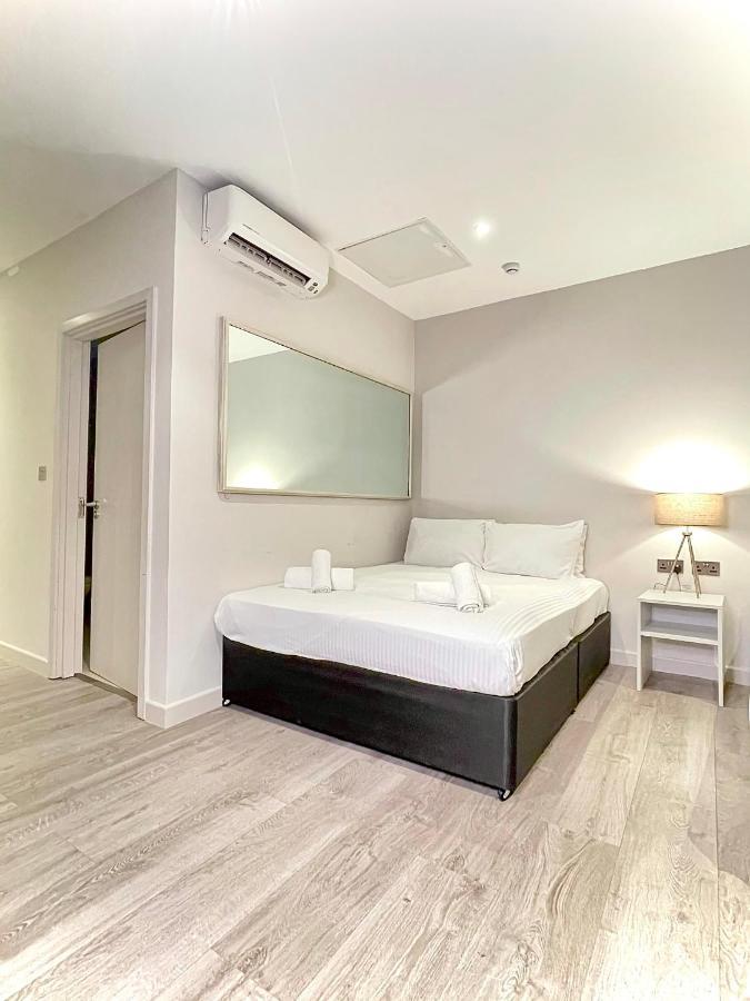 Axiom Park London