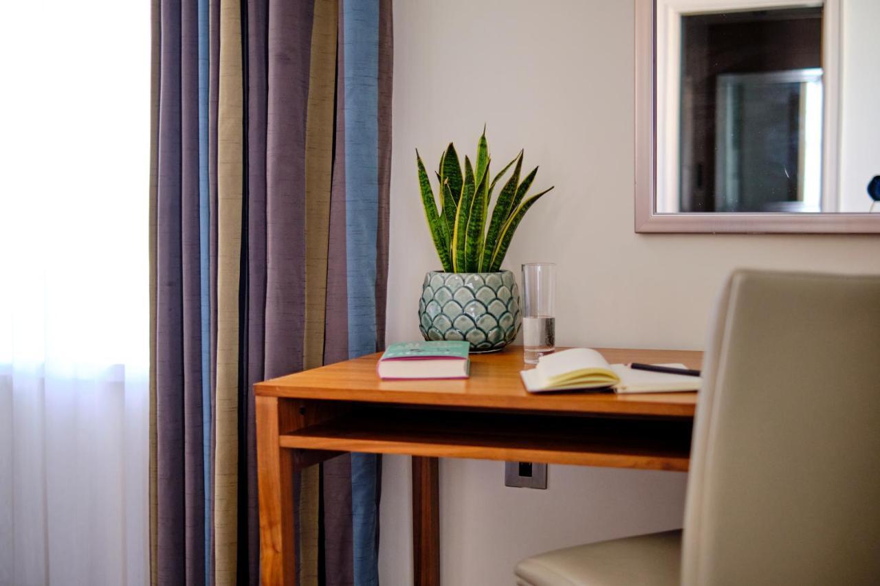 Hotell The Clermont London, Charing Cross 4*